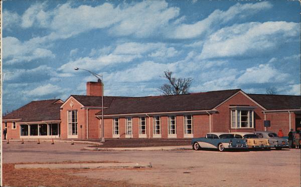 One of the Sixteen Plazas Along the Highway Where One Can Relax and Enjoy Oneself