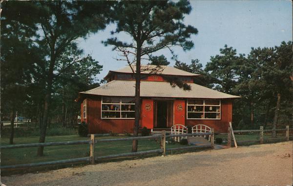 The Oriental Gift Shoppe Lower County Rd. Dennis Port Massachusetts