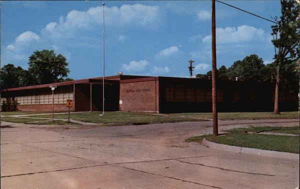 Central Park School in Monett, Missouri