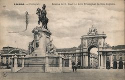 Estatua de D. Jose I e Arco Triumphal da Rua Augusta Postcard