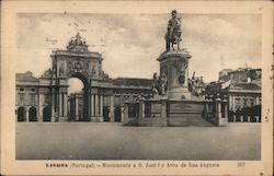 Monumento a D. Jose I e Arco da Rua Augusta Postcard