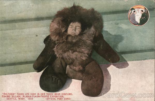 Raltugia Takes Life Easy in Her Teddy Bear Costume Seattle Washington