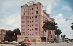 The Famed Manatee River Hotel, Noted for Fine Facilities and Accommodations for the Weekend or Year-Round Visitor Bradenton, FL  Postcard