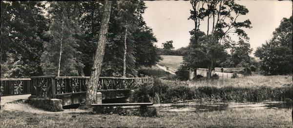 The Bridges, Cassiobury Park Watford England