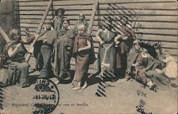 Mapuches, ----------- con su familia Postcard