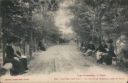 Les Pyrenees, Loures - L aroute de Barbazaan Postcard