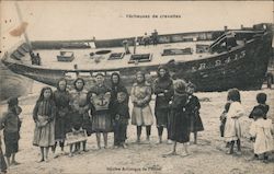 Pecheuses de crevettes - Edition Artistique de l'Hotel Postcard