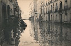 The Great Flood of the Seine River, 1910 Postcard