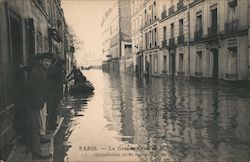 The Great Flood of the Seine River, 1910 Paris, France Postcard Postcard Postcard