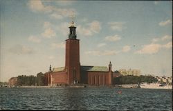 Stockholm. Sladshuset iran Riddarijarden. The Town Hall from Riddarfjarden Postcard