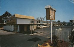 Imperial 400 Motel Postcard