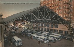 Greyhound Bus Station, Indianapolis, Ind. 107 Postcard