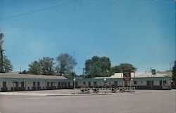 Felton's Motor Inn Postcard