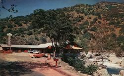 Gateway Lodge Postcard