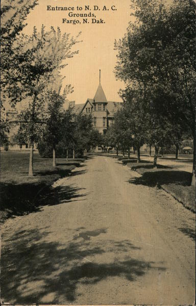 Entrance to N.D.A.C. Grounds - Agricultural College Fargo North Dakota