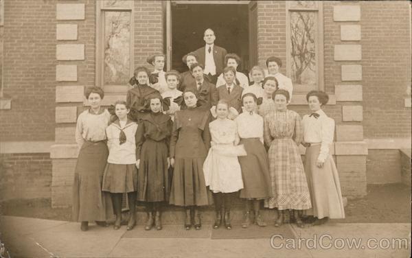 High School Class Ashley Illinois