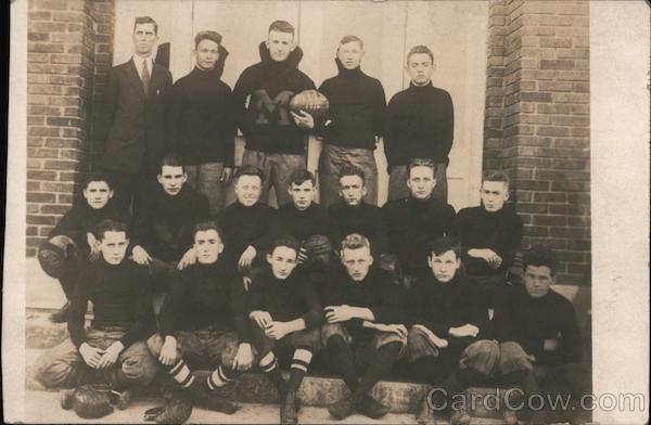 1916 MHS High School Football Team