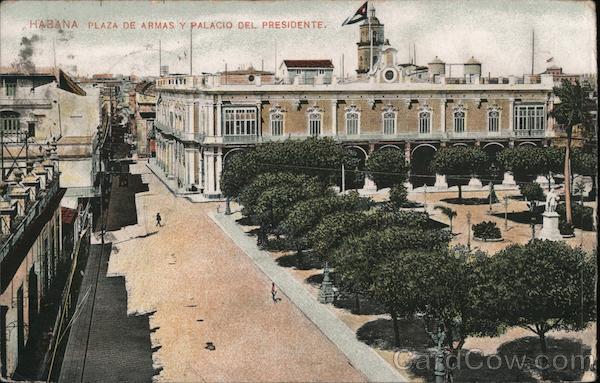 Plaza de armas y palacio del presidente Havana Cuba