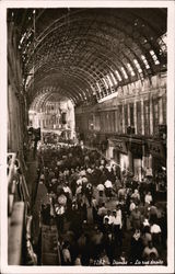 Straight Street - La rue droite Postcard