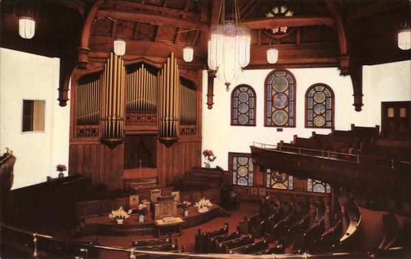 The Sanctuary of the historic First Baptist Oakland California