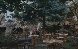 New Garden COurt - Locurto's Hawaiian Gardens Postcard