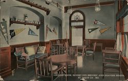 College Room, Sunset Inn, Denney and Grvois Roads Postcard