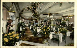 Davenport's Restaurant Dining Room Postcard