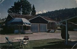 Chandon's Motel Postcard