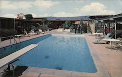 International Inn Postcard