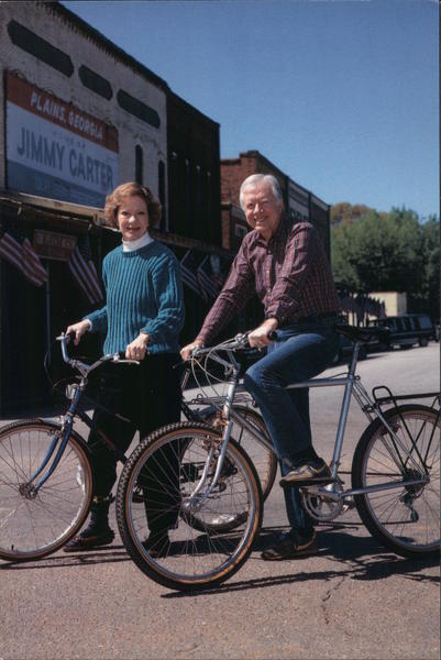 President and Mrs. Carter on Main St. in Plains Georgia