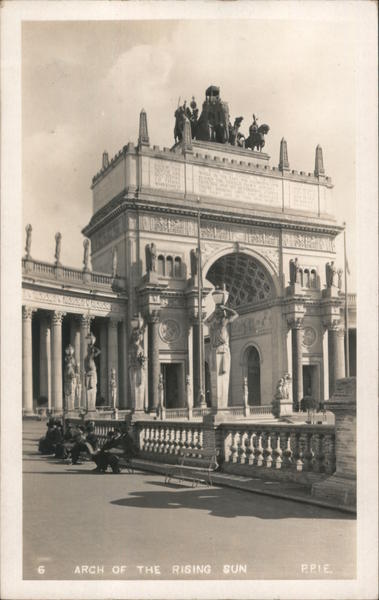 Arch of the Rising Sun, Pan Pacific International Exposition, 1915 San Francisco California
