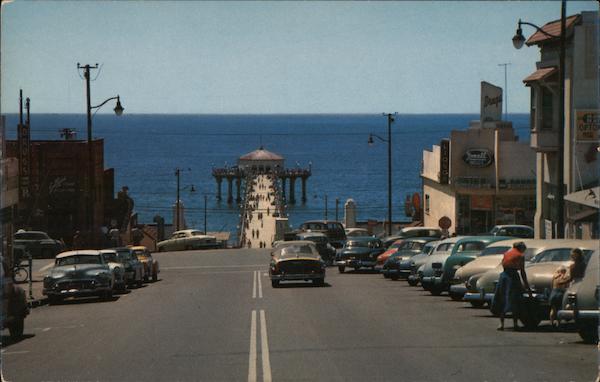 Looking west down Manhattan Beach Boulevard, past Manhattan Avenue, to the Municipal Pier California