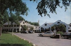 Publick House entrance, 18th century coaching tavern Sturbridge, MA Postcard Postcard Postcard