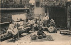 Alger. - Tissage de Tapis - L.L. Postcard
