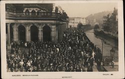 Muhlbrunn-Kolonnade, Karlsbad Postcard