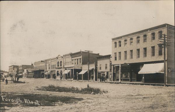 Street Scene Forsyth Montana