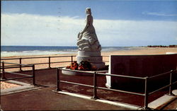 Marine Memorial Hampton Beach, NH Postcard Postcard