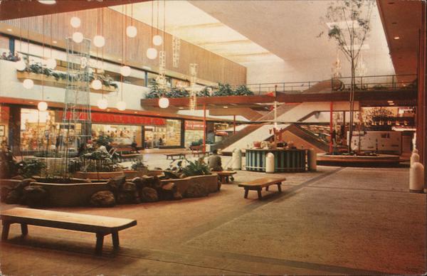 Southdale Center, Garden Court Minneapolis Minnesota