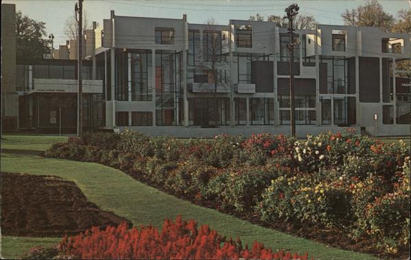 Tyrone Guthrie Theatre Minneapolis Minnesota