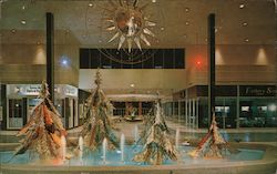 Main Entrance to The Mall Pontiac, MI Postcard Postcard Postcard