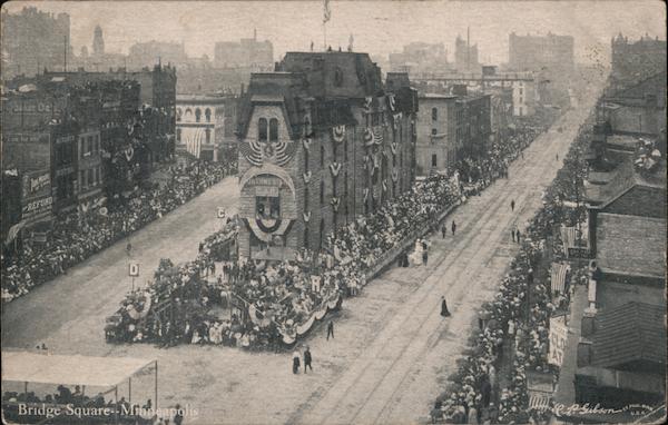 Bridge Square Minneapolis Minnesota