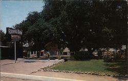 Royal Oak Motel Postcard