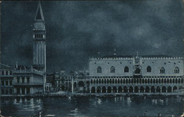 Venezia - Piazzetta S. Marco e Palazzo Ducale. Vista del mare Venice Italy