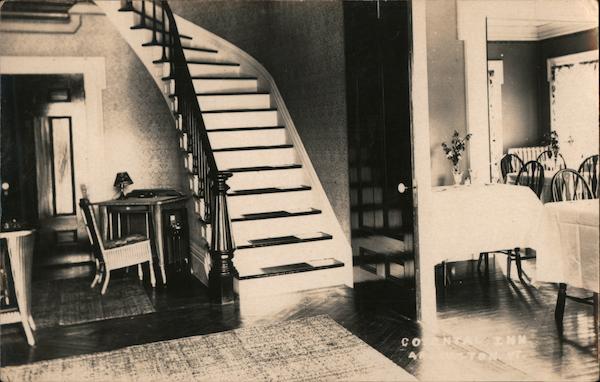 Colonial Inn Interior Arlington Vermont