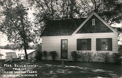 Mrs. Schlecht's Tourist Home and Cottages Postcard