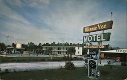 Winnie Vee Motel Postcard