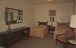 Clewiston Inn Motor Hotel Postcard