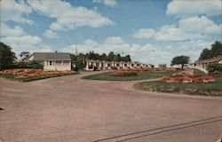 White House Lodge Motor Court Postcard