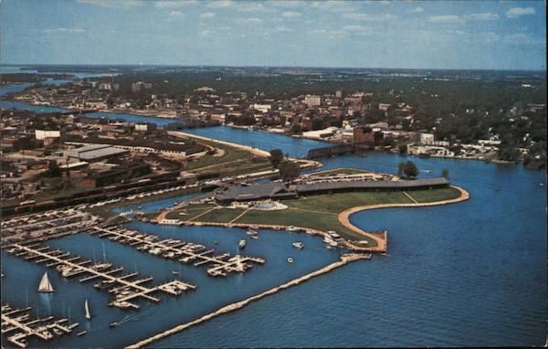 The Pioneer Inn Marina Oshkosh Wisconsin