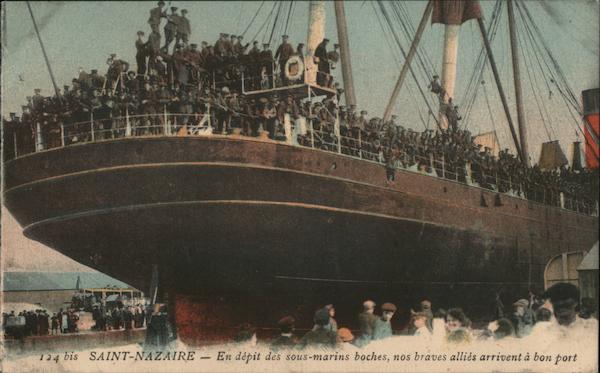 Saint-Nazaire En Depit Des Sous-Marins Bouches, Non Braves Allies Arrivent a Bon Port